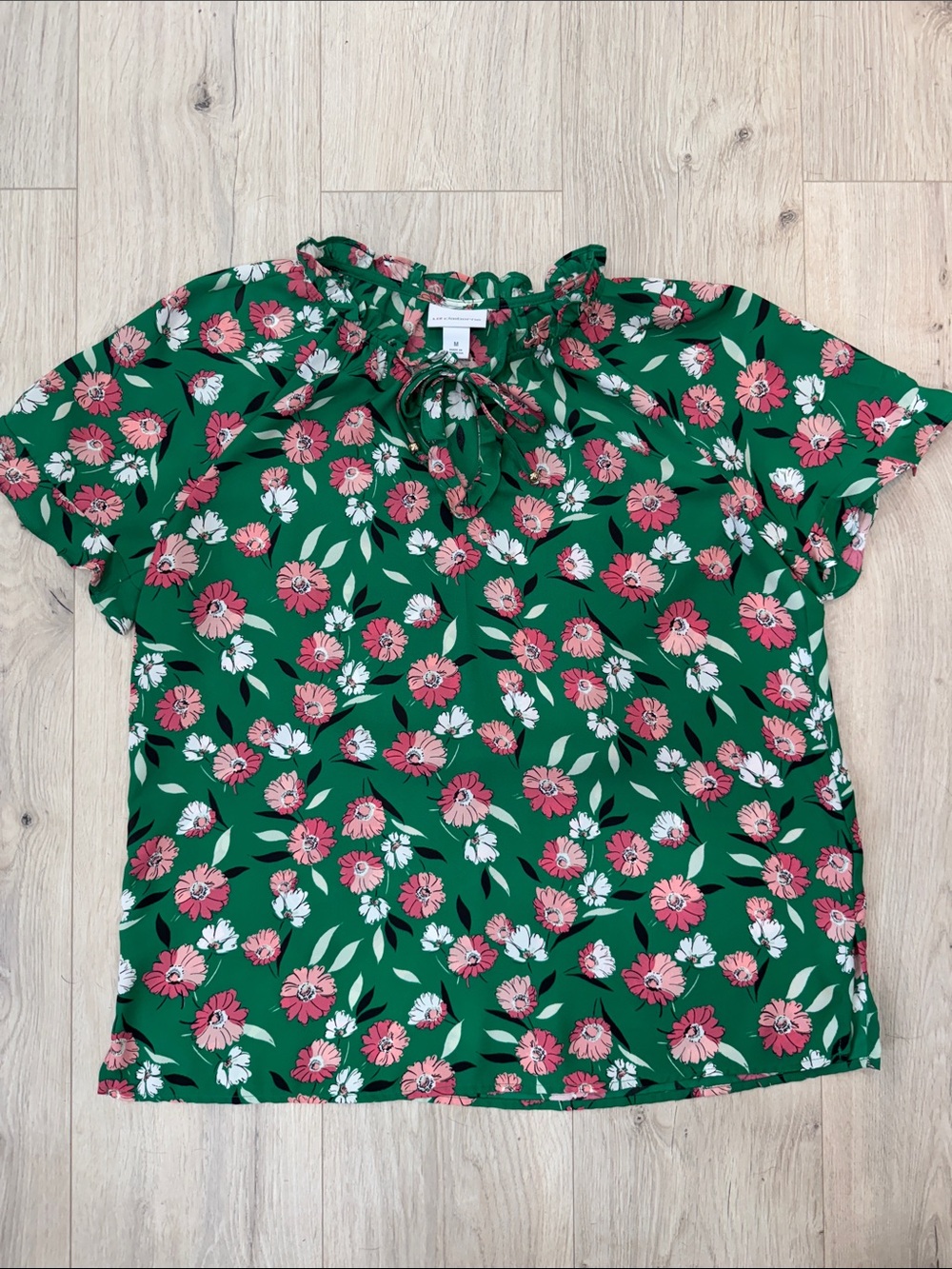 Liz Claiborne Green Floral Tie-Neck Blouse with Pink Flowers
